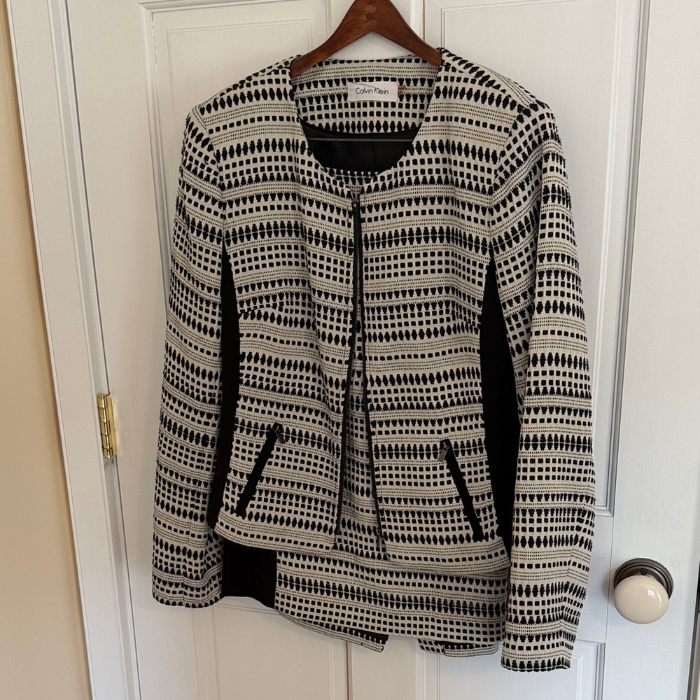Calvin Klein Women's Suit, Skirt and Jacket Size 12